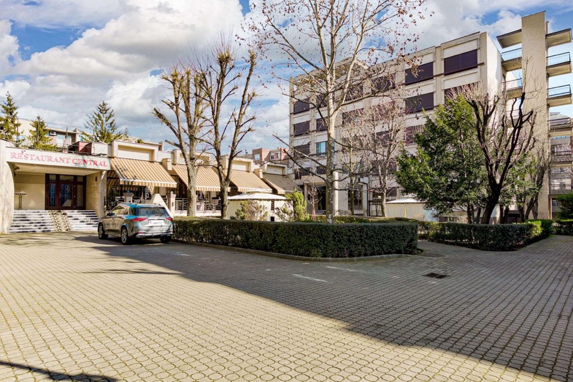 Best Western Central Hotel Arad Bagian luar foto